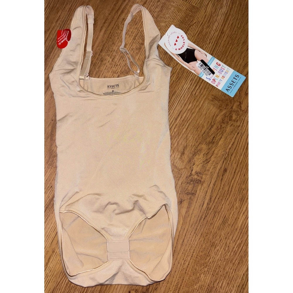 NWT ASSETS by SPANX Open Bust Panty Bodysuit Beige #10247R Size S  NEW